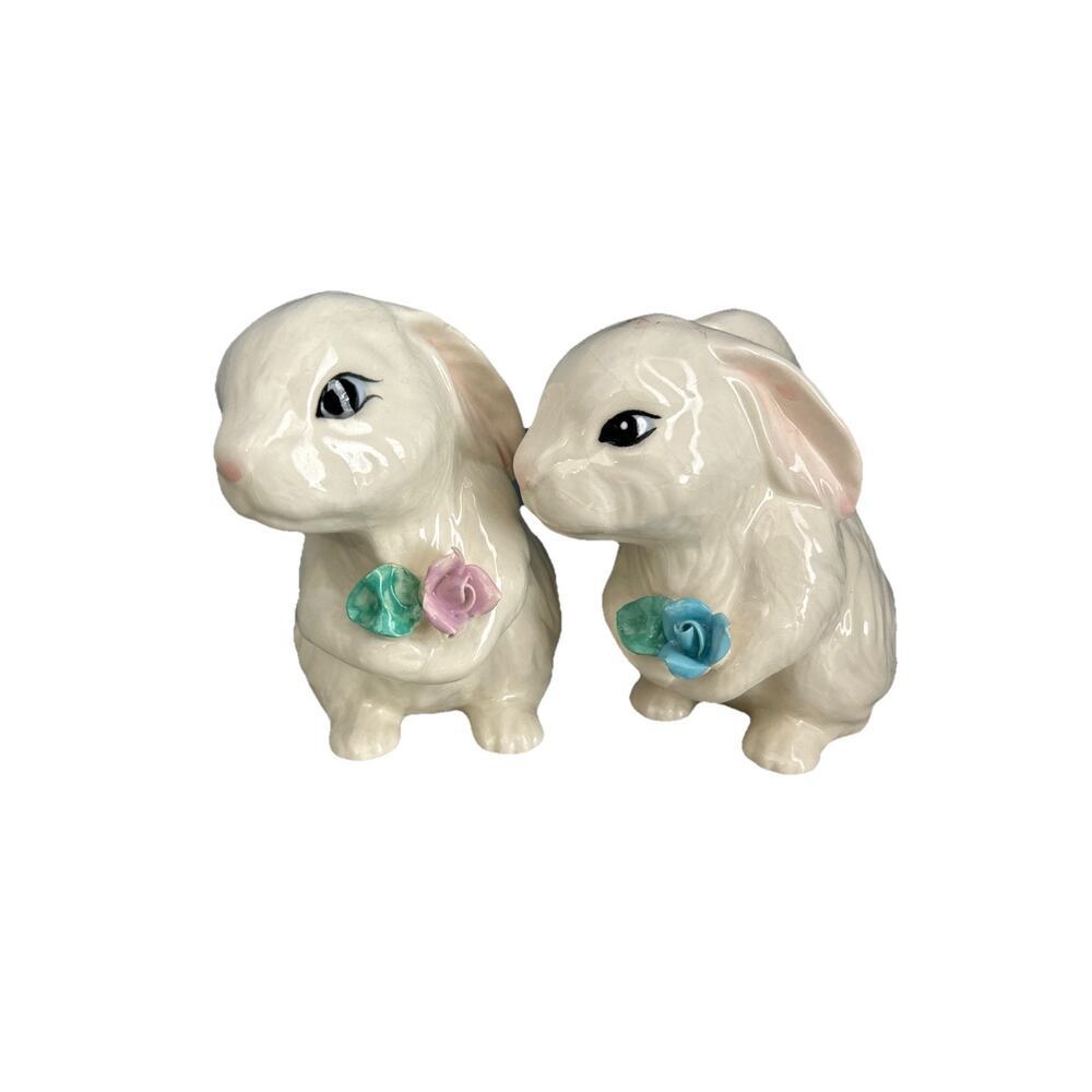 2 Vintage Glossy White Ceramic Sitting Bunny Rabbits Easter Decor Flowers 4.5” T